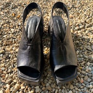 Yuko Imanishi Black Leather Open-Toe Slingback Platform Sandals